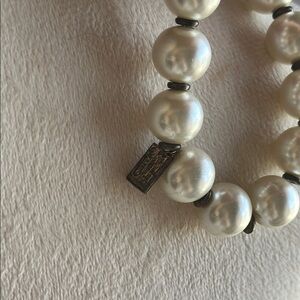 Connie Fisher Carrie Eispeth Collab Vintage Stretch White Faux Pearl Bracelet